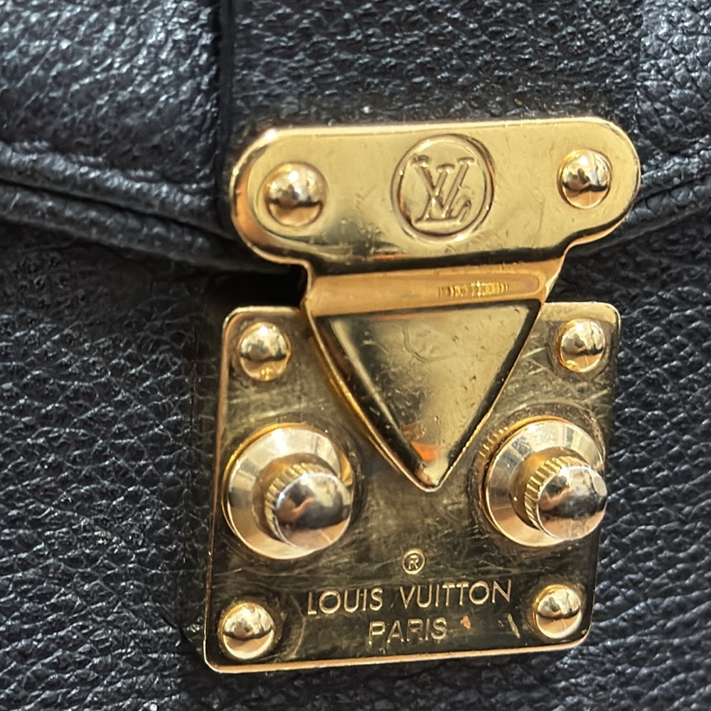 🖤 Louis Vuitton Crossbody Empreinte Saint Germain BB - Picture 6 of 10